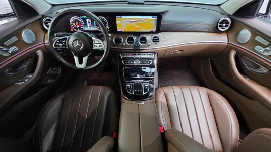 Mercedes-Benz E-Class W213 E300e 2019 7