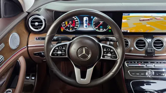 Mercedes-Benz E-Class W213 E300e 2019 13