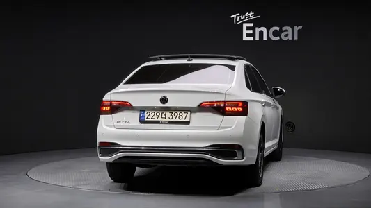 Volkswagen 7 1.5 TSI 2023 4