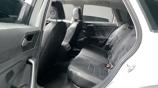 Volkswagen 7 1.5 TSI 2023 12