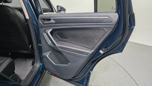 Volkswagen 2 2.0 TDI 4 2023 25