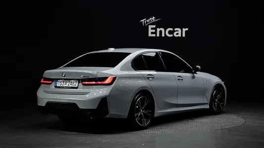 BMW 3 Series (G20) 320i M 2026