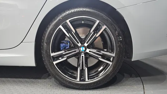 BMW 3 Series (G20) 320i M 2026 21