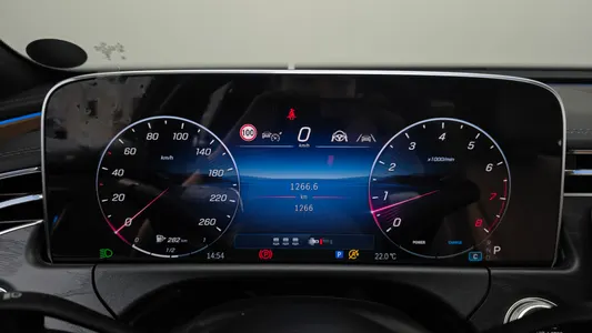 Mercedes-Benz E-Class W214 E200 2025 8