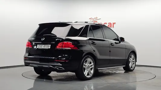 Mercedes-Benz GLE-Class W166 GLE350 d 4MATIC 2018