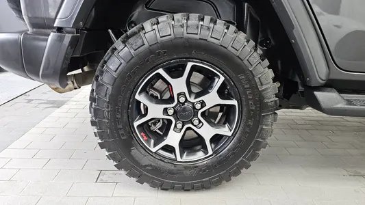Jeep (JL) 2.0 4 2021 5