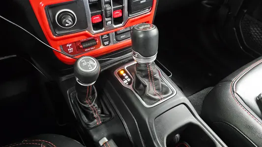 Jeep (JL) 2.0 4 2021 9