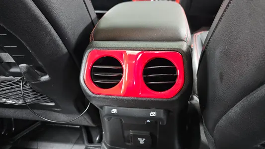 Jeep (JL) 2.0 4 2021 19