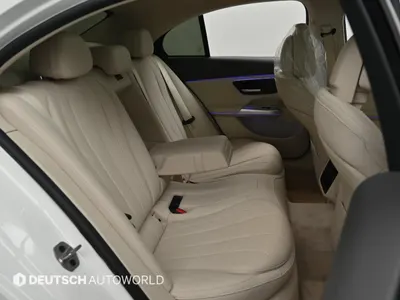 Mercedes-Benz E-Class W214 E220d 4MATIC 2024 13