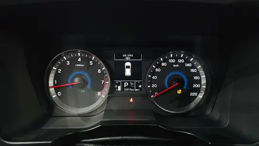 KG Mobility 티볼리 에어 1.5 A7 2WD 2023 8