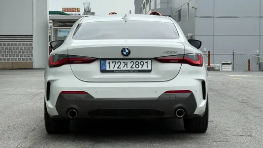 BMW 4 Series (G22) 420i M 2022 4