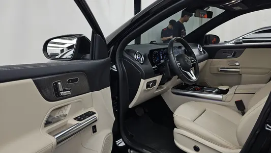 Mercedes-Benz GLA-Class H247 GLA220 2021 10
