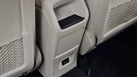 Mercedes-Benz GLA-Class H247 GLA220 2021 18