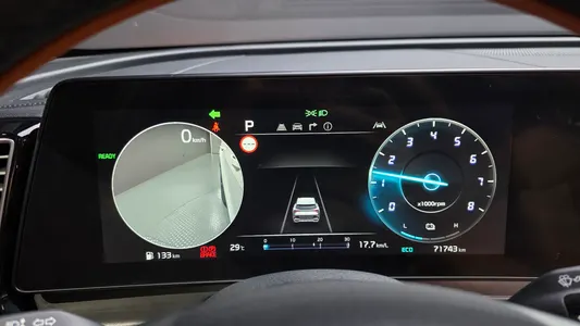 Kia 5 2WD 2022 8