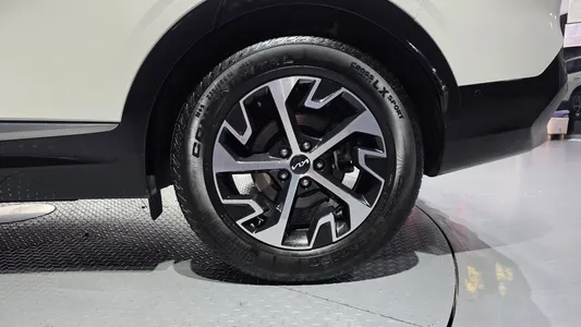 Kia 5 2WD 2022 21