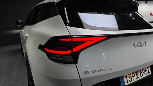 Kia 5 2WD 2022 23
