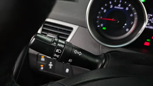 Hyundai 아반떼 1.6 GDi 2013 18