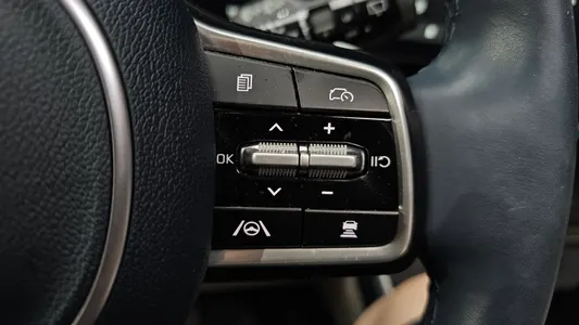 Kia 4 HEV 7 2024 31