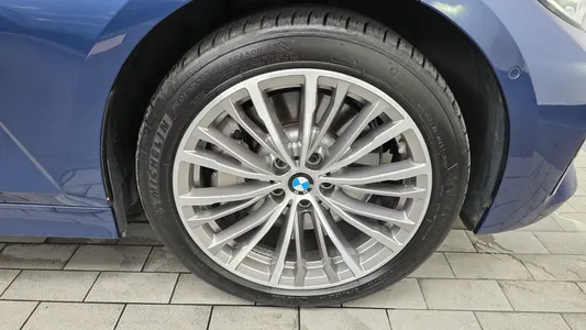 BMW 3 Series (G20) 330e 2021 21