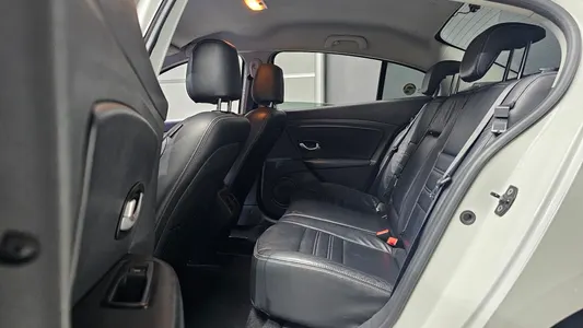 Renault Korea SM3 RE 2012 12