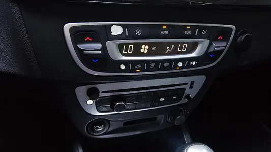 Renault Korea SM3 RE 2012 16