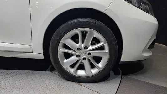 Renault Korea SM3 RE 2012 21