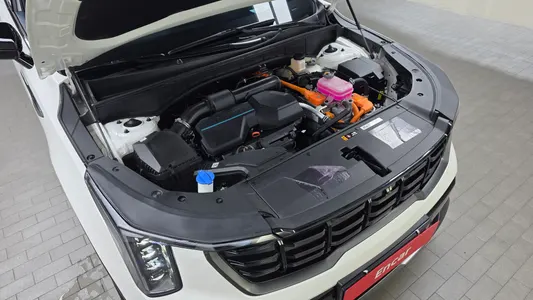 Kia 4 HEV 1.6 2WD 2024 6