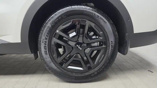 Kia 4 HEV 1.6 2WD 2024 21