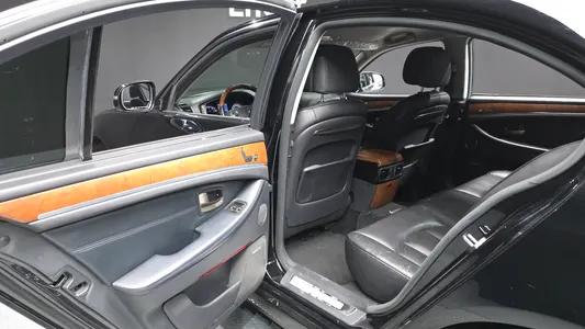 KG Mobility W CW600 4TRONIC 2016 26