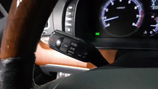 KG Mobility W CW600 4TRONIC 2016 28