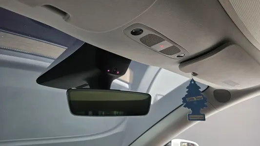 Tesla Y AWD 2022 29