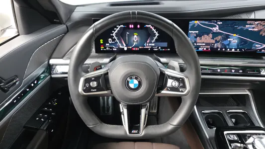BMW 7 Series (G70) 740i sDrive M 2023 15