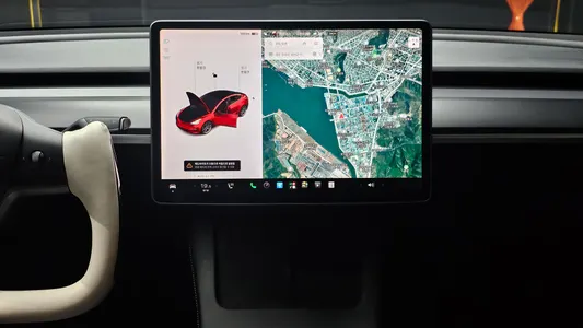 Tesla 3 RWD 2021 14
