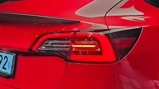 Tesla 3 RWD 2021 24