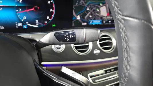 Mercedes-Benz E-Class W213 E250 AMG Line 2022 9