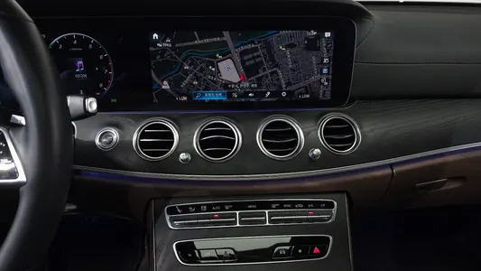 Mercedes-Benz E-Class W213 E250 AMG Line 2022 12