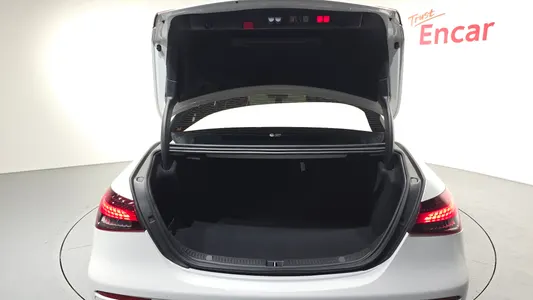 Mercedes-Benz E-Class W213 E250 AMG Line 2022 18