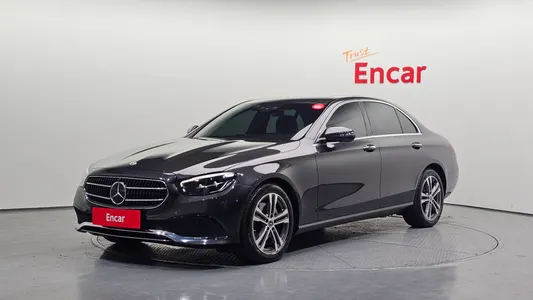 Mercedes-Benz E-Class W213 E250 2023