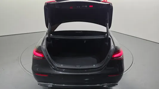 Mercedes-Benz E-Class W213 E250 2023 20