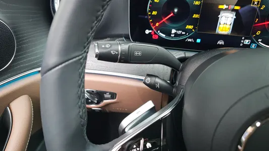 Mercedes-Benz E-Class W213 E250 2023 27
