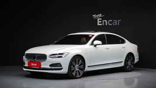 Volvo S90 T8 AWD 2025