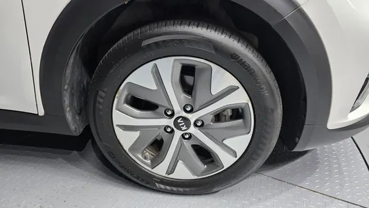 Kia EV 2018 5