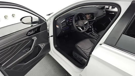Volkswagen 7 1.5 TSI 2024 10