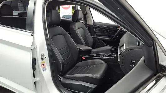 Volkswagen 7 1.5 TSI 2024 9