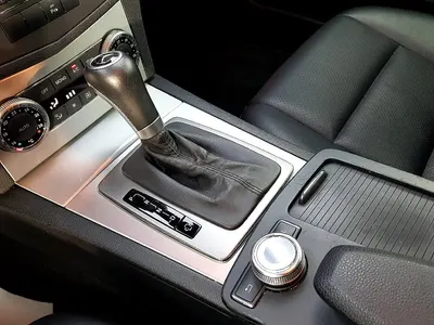 Mercedes-Benz C-Class W204 C220 CDI 2010 14