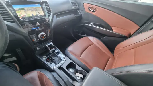 KG Mobility 티볼리 아머 2WD 2018 7