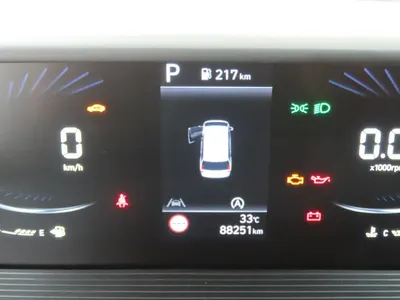 Hyundai Staria 4WD 11 2024 8
