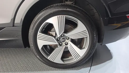 Audi e- 55 2022 21