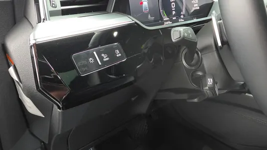 Audi e- 55 2022 30