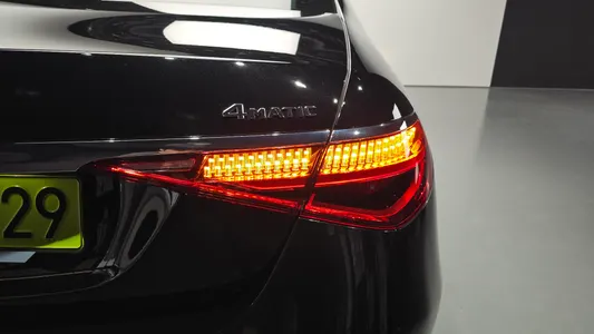 Mercedes-Benz S-Class W223 S450L 4MATIC 2023 23